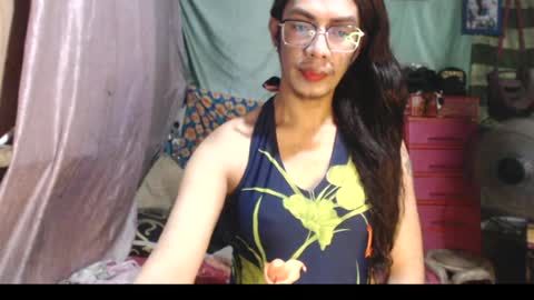 KENNY DOLL online show from July 1, 6:25 am