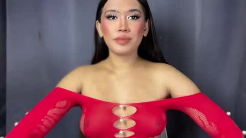 Bella online show from April 19, 9:17 pm