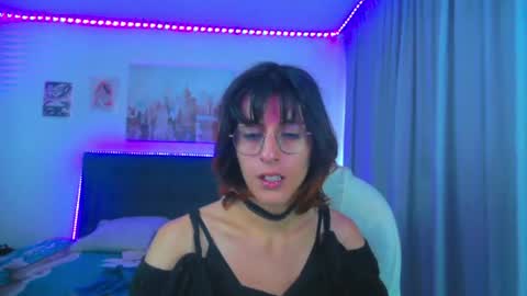 goth_minerva online show from July 4, 1:38 pm