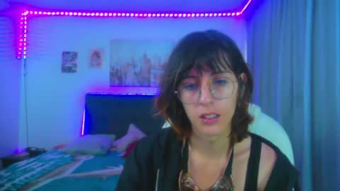 goth_minerva online show from July 5, 1:28 pm