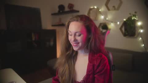 hahayessihaveone online show from October 24, 8:14 pm