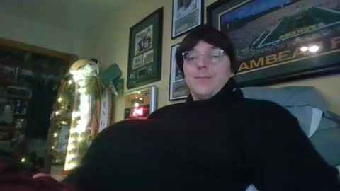 happynpregnant online show from March 2, 8:46 pm