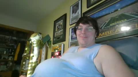 happynpregnant online show from March 9, 6:11 pm