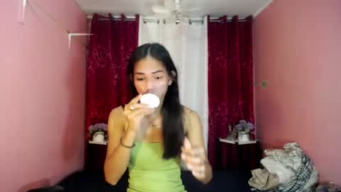 JASMINE online show from August 1, 1:12 pm