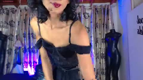 hecate_doll online show from July 10, 5:28 pm