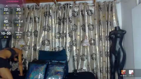 hecate_doll online show from August 1, 11:38 pm