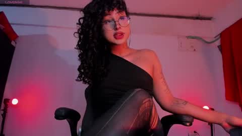 Heka Prudence online show from July 19, 5:12 am