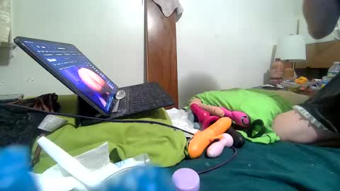 Roxanne online show from June 13, 8:03 am