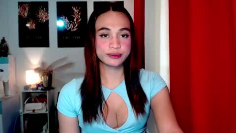 hoelymarie online show from June 15, 2:19 pm