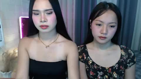 hoelymolly online show from April 24, 7:06 pm