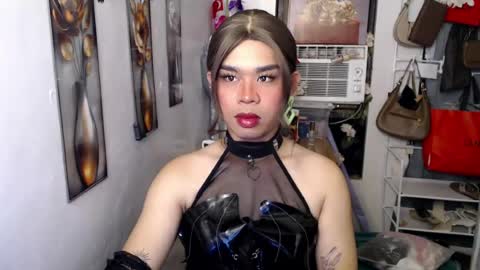 horny_honeyx online show from July 14, 11:16 am