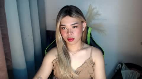horny_honeyx online show from August 4, 6:47 pm