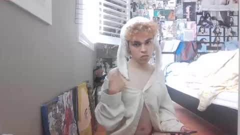 hornyfemfag online show from July 16, 3:18 pm