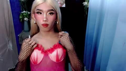 Khianna online show from February 20, 6:48 am