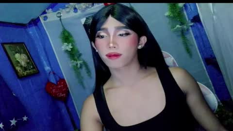 Khianna online show from March 25, 4:12 pm