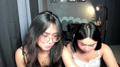 hotasian_lili online show from July 21, 12:30 pm