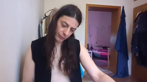 Betty Bellucci online show from October 28, 12:58 pm