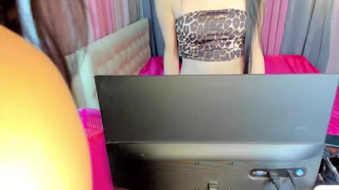 hotdior4u online show from January 17, 6:54 am