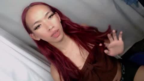 HI its me youre lovely MICHAELA  online show from June 8, 10:58 am