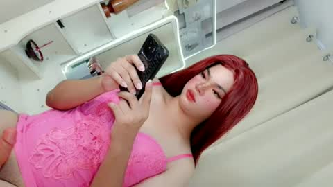 hotsiren101 online show from June 16, 1:02 pm
