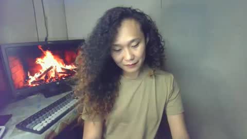 Snapshot of hottestkera69 chatting on October 17, 8:07 am kera online show from October 17, 8:07 am