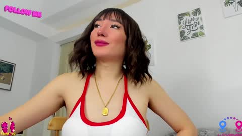 Snapshot of hottycrishinaxx chatting on March 10, 5:22 am crishinahotty online show from March 10, 5:22 am