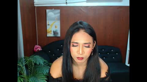 Rafaela online show from December 3, 6:45 pm