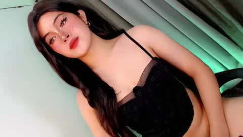 Yhanie online show from February 14, 12:40 am