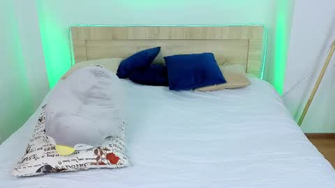 Ice online show from July 26, 4:58 pm