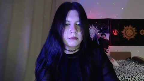 Vella online show from June 11, 9:35 pm