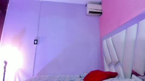 im_brittany_333 online show from July 2, 1:17 am
