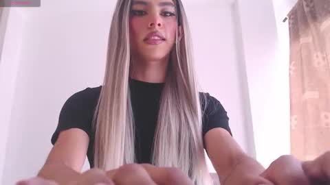 Miss Dominique Rosse online show from October 18, 2:53 pm