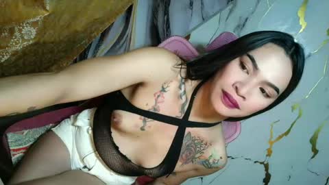 Mae online show from June 16, 2:19 pm