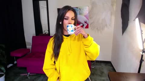 isabel online show from November 27, 11:50 pm