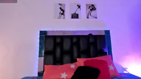 Isabella Moon9 online show from July 28, 11:39 am