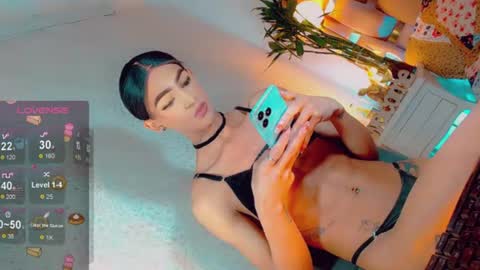 isabellagirs online show from July 16, 12:00 pm