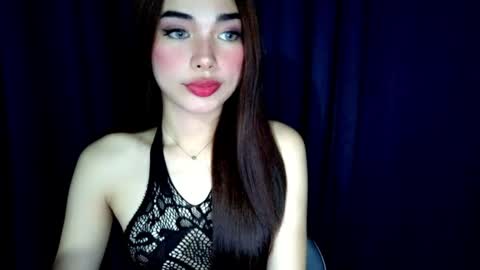 Isabelle online show from July 29, 4:49 pm