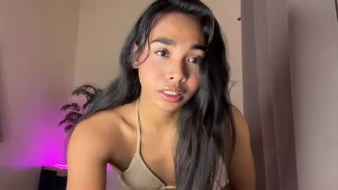 Alona online show from July 11, 7:29 pm