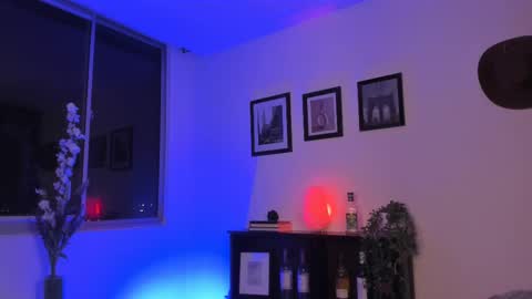 Julyane online show from February 24, 11:52 pm