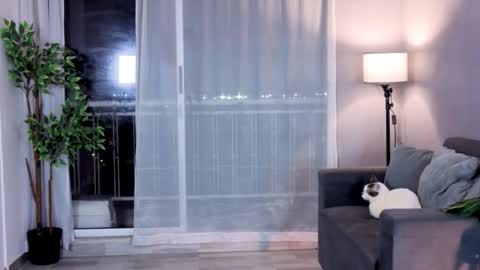 Julyane online show from September 19, 2:39 am