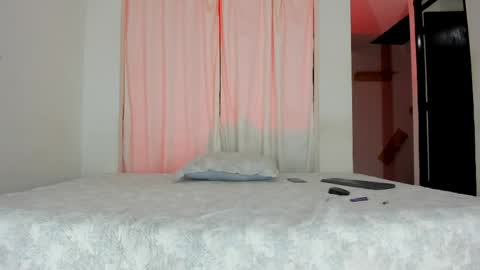 Isabella  online show from May 30, 8:23 am
