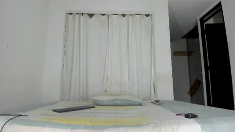 Isabella  online show from June 11, 8:01 am