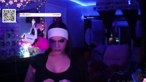 Nicki Foxx online show from November 6, 1:49 am