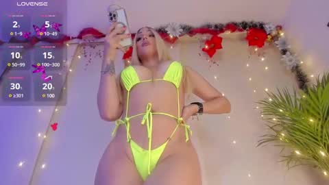 izamar online show from January 9, 12:25 am