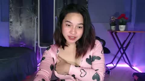JASMINE online show from January 9, 2:33 am