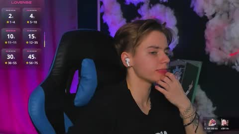 Jean online show from December 22, 11:26 am