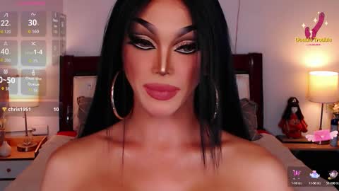 Queen Jenifer online show from September 23, 4:40 am