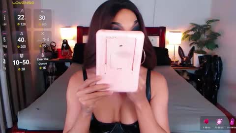 Queen Jenifer online show from March 17, 6:59 am