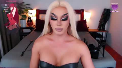 Queen Jenifer online show from July 17, 3:34 am