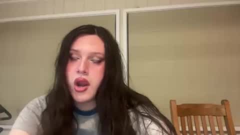 jennifer_robbie online show from August 6, 8:10 am